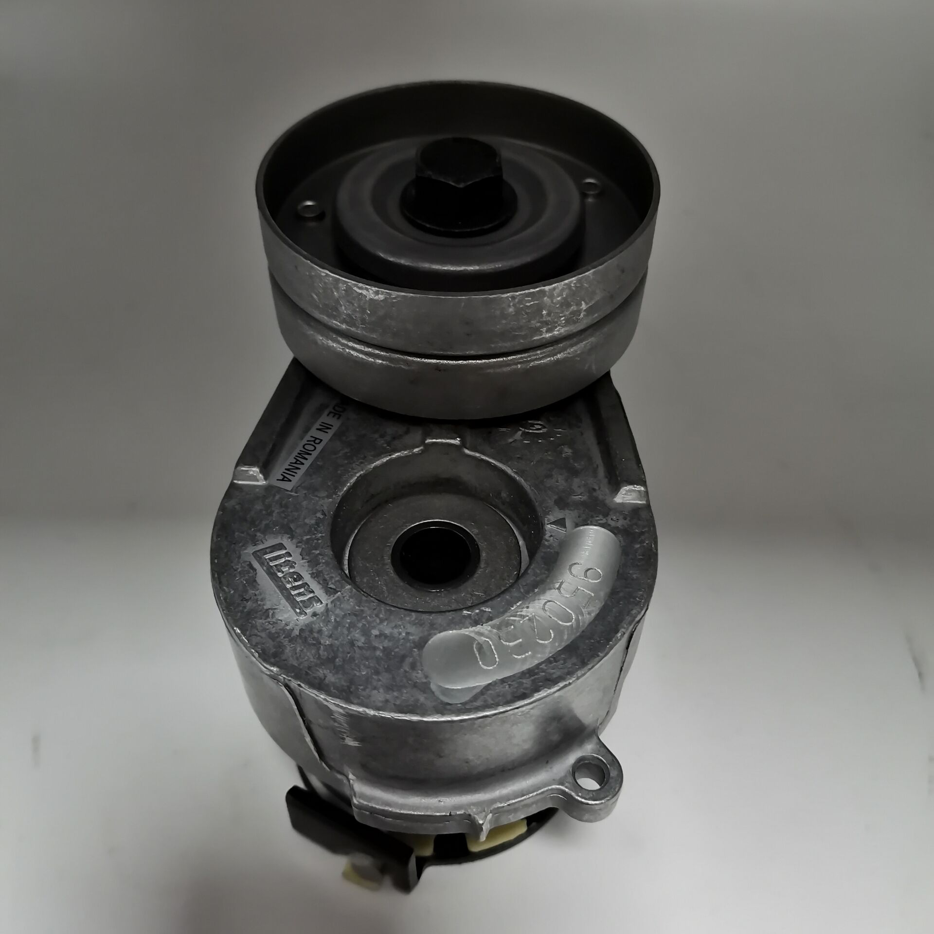 BELT TENSIONER 897264513 FIT FOR ISUZU
