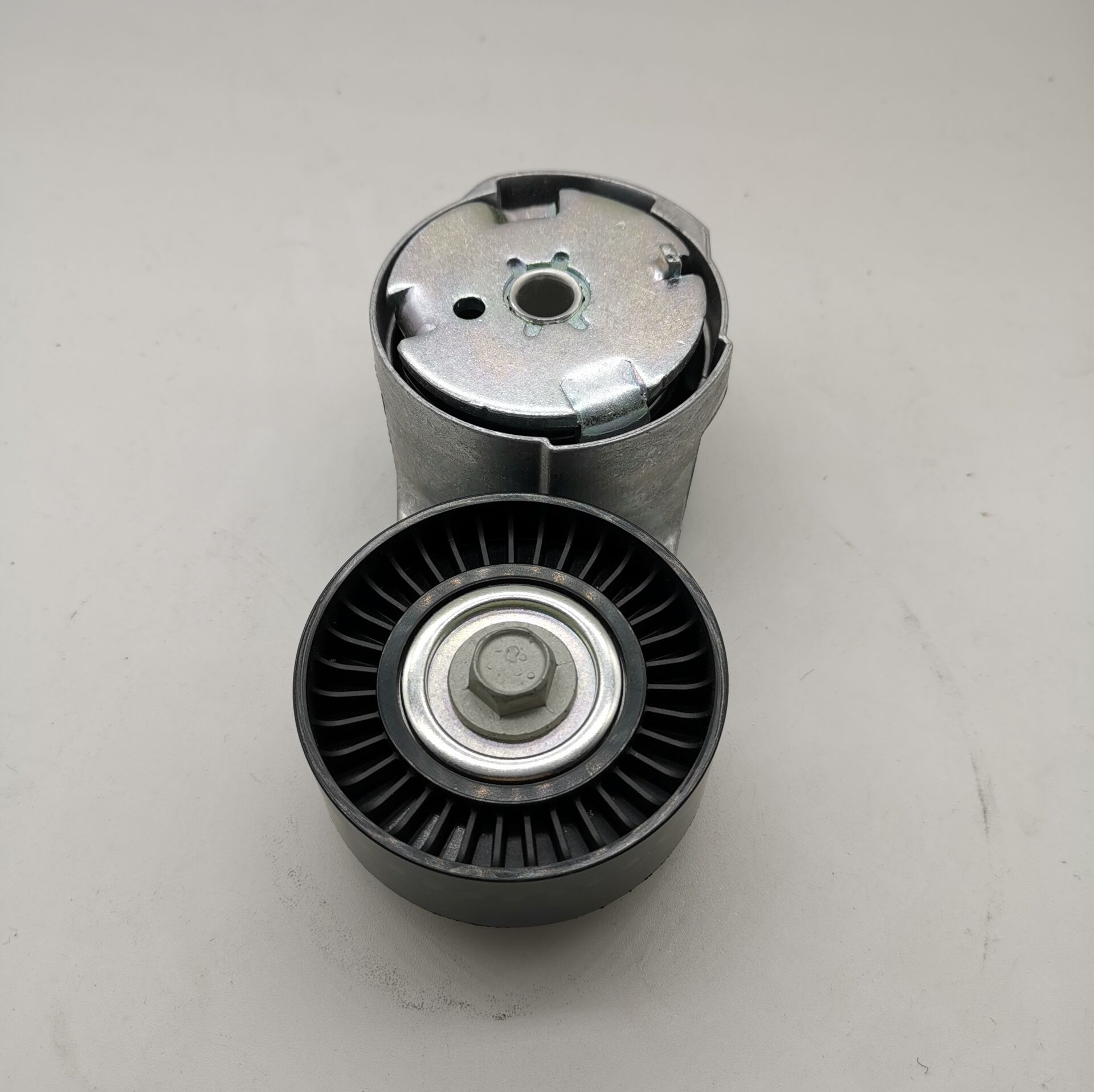 BELT TENSIONER 05184617AD 05184617AC FIT FOR CHRYSLER