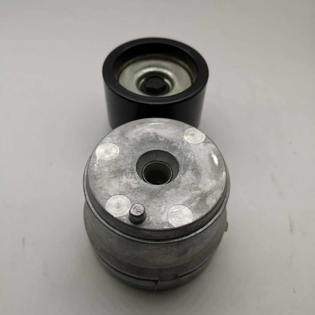 BELT TENSIONER 20461116 8086969 FIT FOR VOLVO