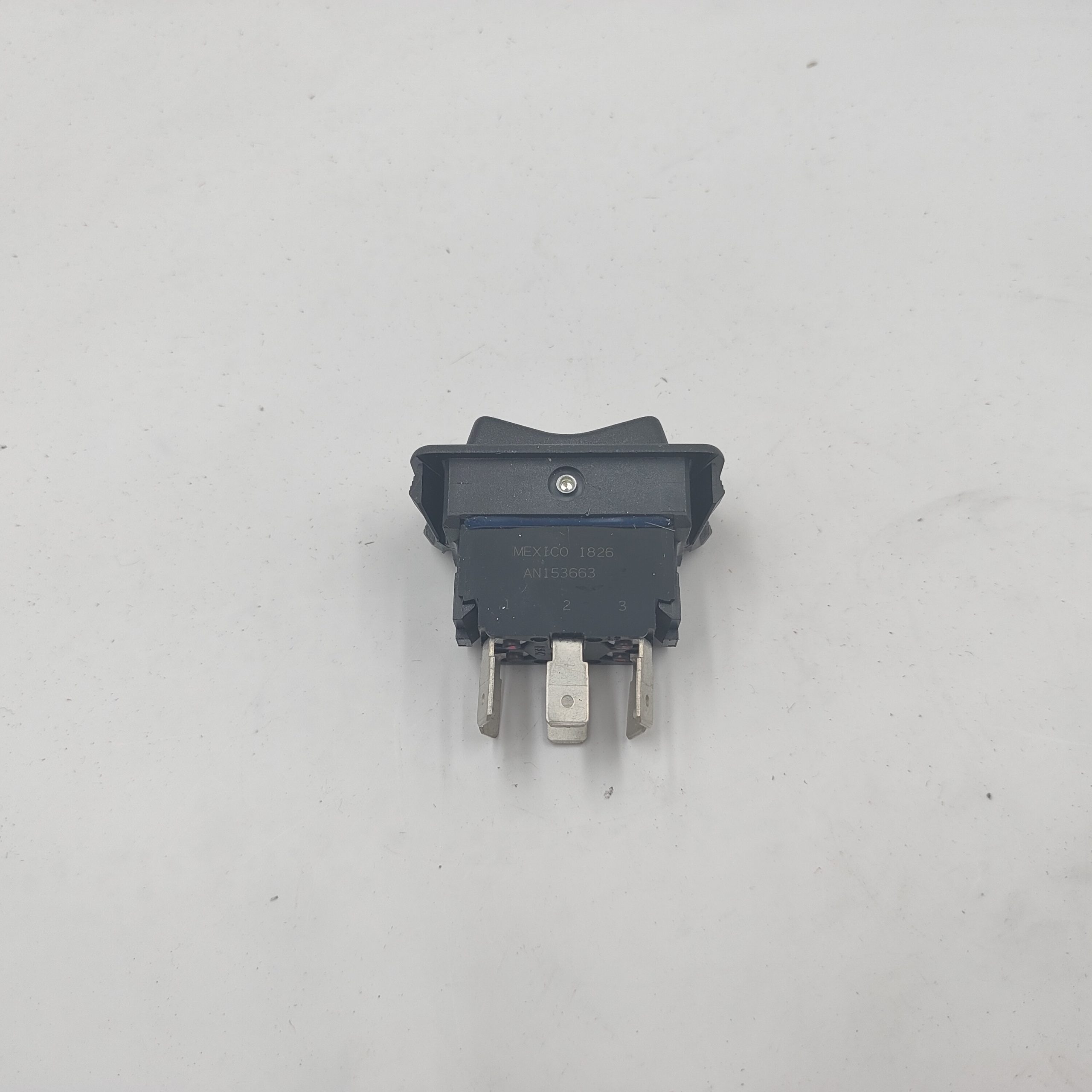 Toggle/Rocker Switch AN153663 FIT FOR JOHN DEERE