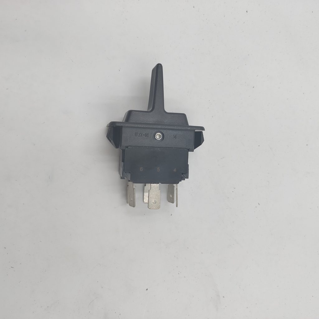 Toggle/Rocker Switch AN272220 FIT FOR JOHN DEERE