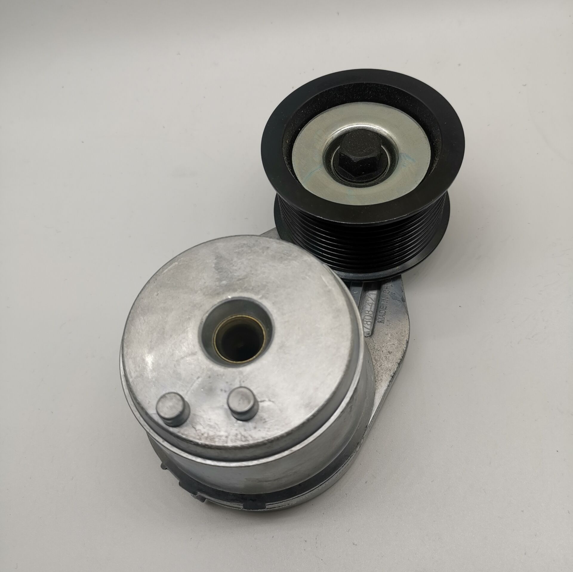 BELT TENSIONER 2525884400 FIT FOR HYUNDAI
