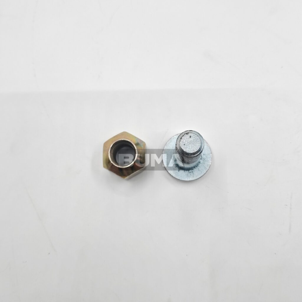 1595772 Wheel Stud  With Nut For Caat
