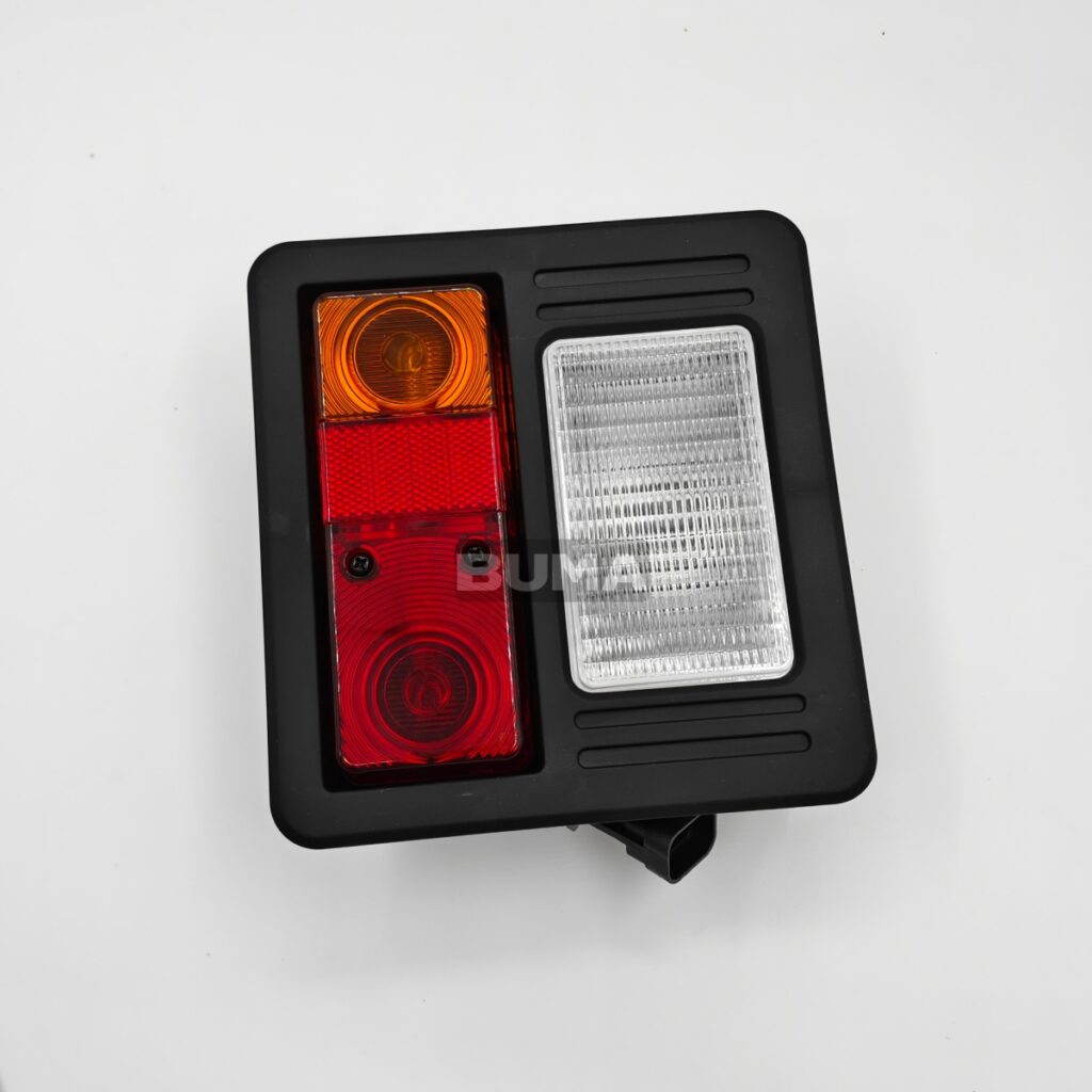 7104671 Light For Bobcat
