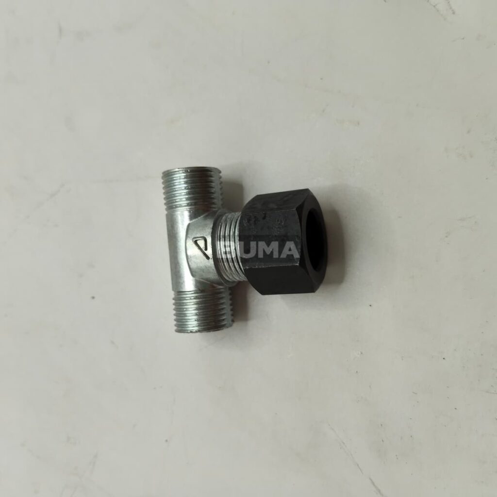 AR85618 Fuel Return Line Tee Fitting For John Deere